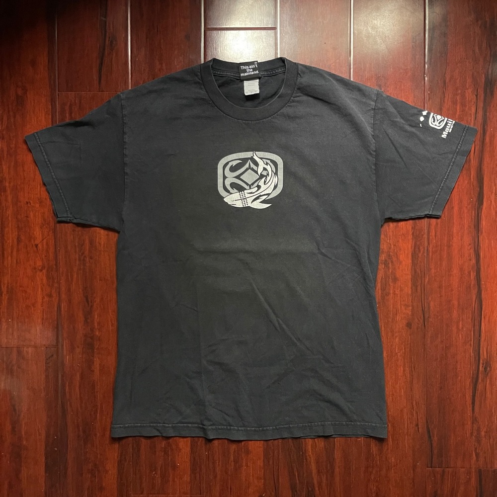 Vintage MauiBuilt Shark Tribal Graphic Tee Shirt Y2K Black Hawaii Surf Men Large
